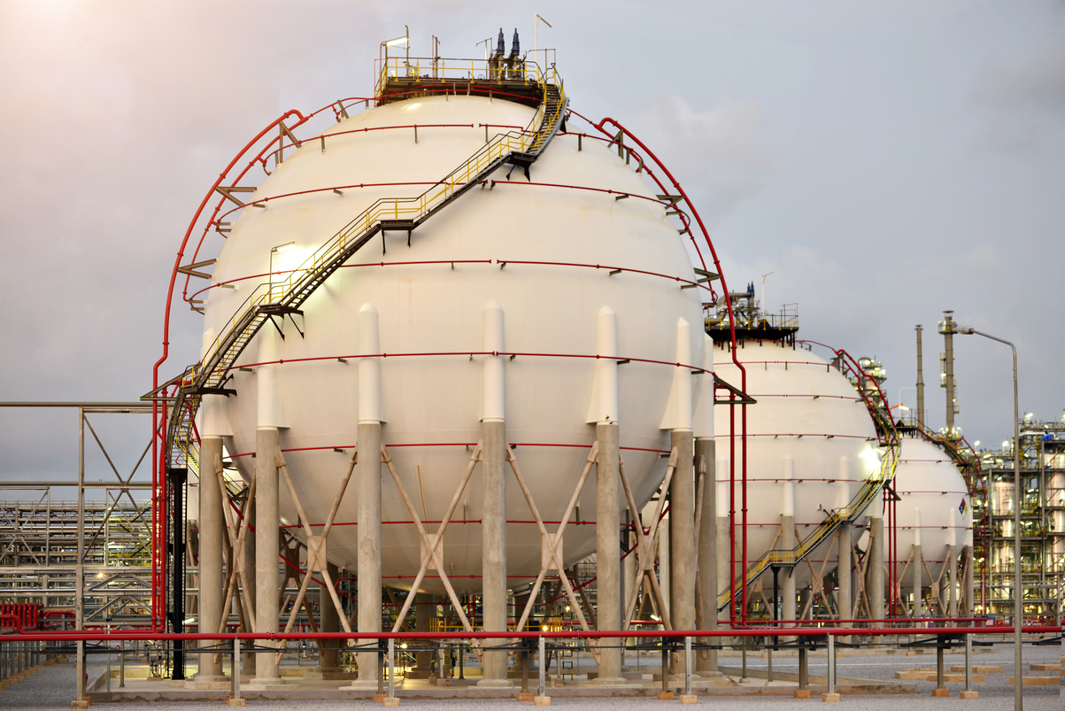 Storage tanks image